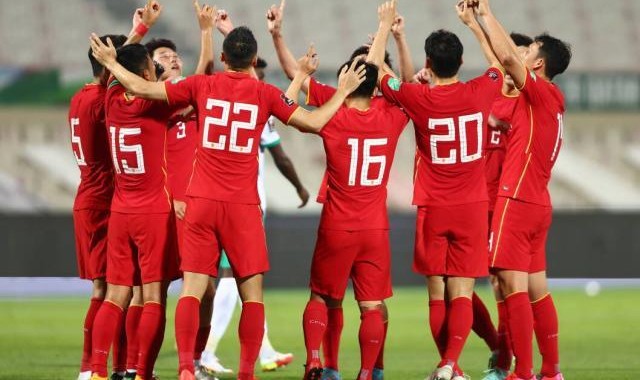 kaiyun官网-马德兴：国足保住颜面盖不住差距